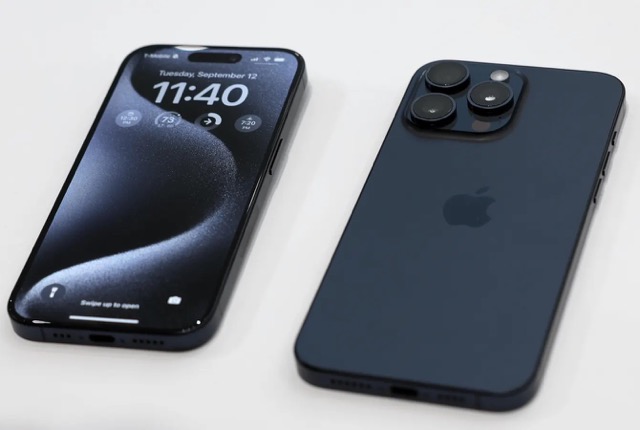 Apple Announces Surprise New iPhone Move